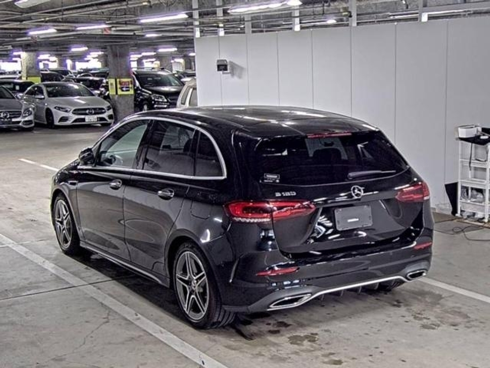 MERCEDES BENZ B CLASS B180 AMGLINE 2019г.