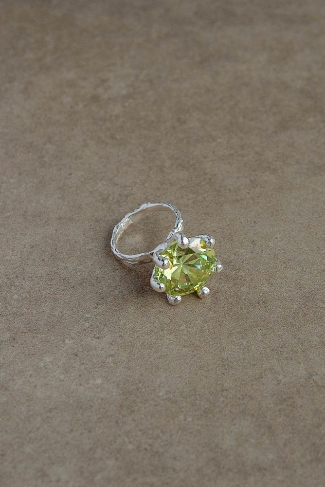 Кольцо GREEN LA PRINCESSE / Puntus
