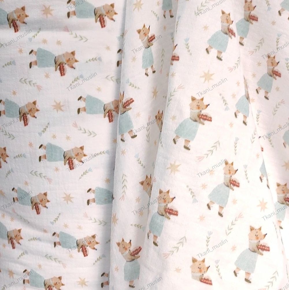 Лисичка с десертом