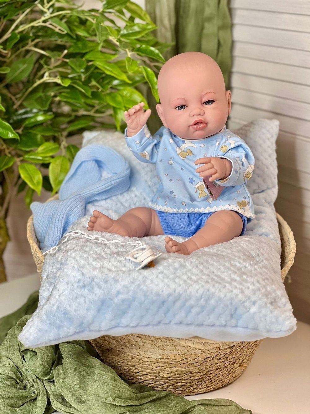 Кукла Berbesa 42см RECIEN NACIDO с подушкой в пакете (5115AK)