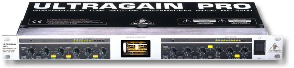 BEHRINGER MIC2200 ламповый микрофонно-линейный предусилитель с параметрическим эквалайзером