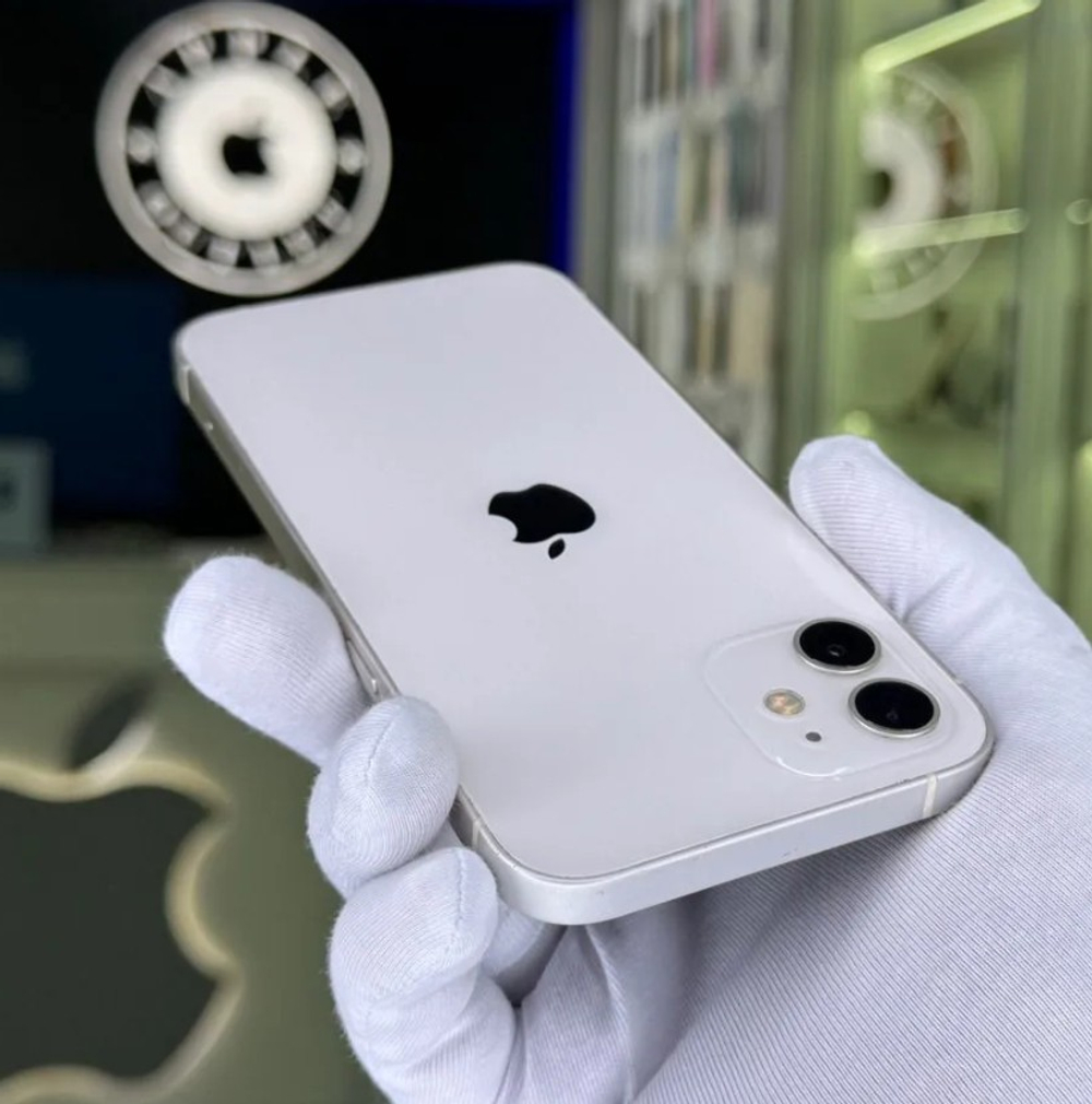 iPhone 12, 128 ГБ б/у