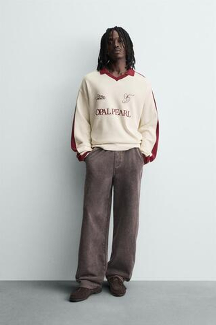 ZARA ПОЛО С ВЫШИВКОЙ В СТИЛЕ РЕТРО, ЖЕЛТОВАТО-БЕЛЫЙ