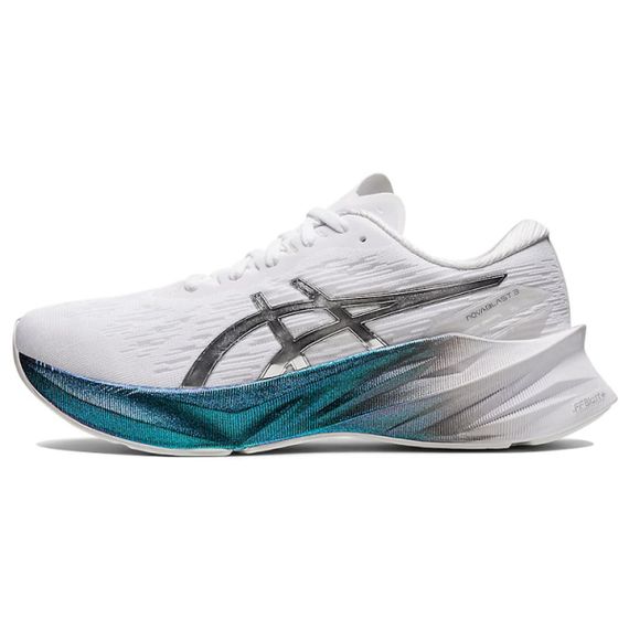 Asics Novablast 3 Platinum