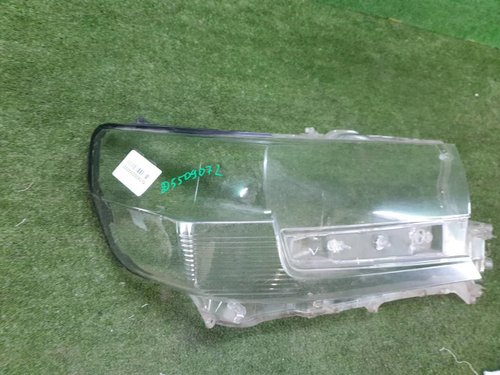 Стекло фары правое Toyota Land Cruiser 200 (2015-2021) LED