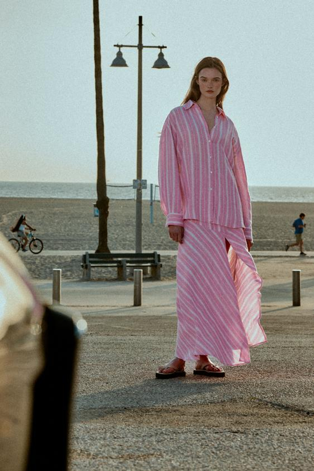 ZARA ПОЛОСАТАЯ ЮБКА МИДИ ИЗ ЛЬНА, РОЗОВЫЙ/БЕЛЫЙ