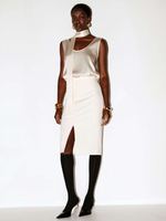 Топ с глубоким вырезом из натурального шелка с шарфиком