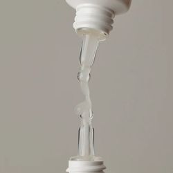 DEAR, KLAIRS Крем для глаз с кофеином Fundamental Eye Awakening Gel (35 мл)