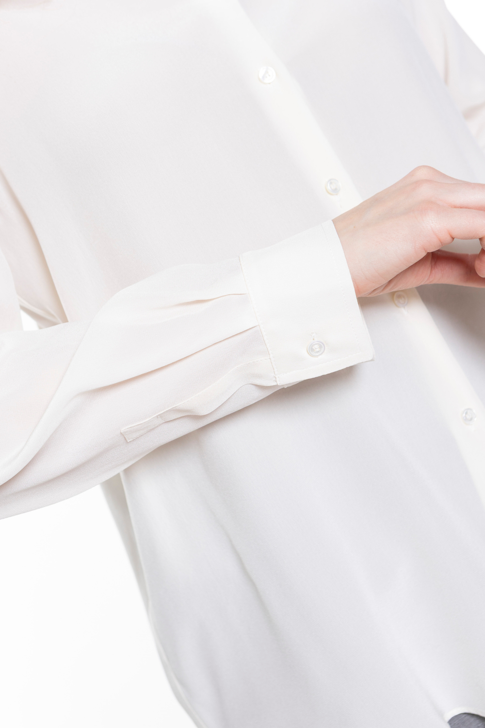 РУБАШКА ИЗ ШЕЛКОВОГО КРЕПДЕШИНА