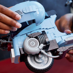 Конструктор LEGO Icons 10298 Vespa 125