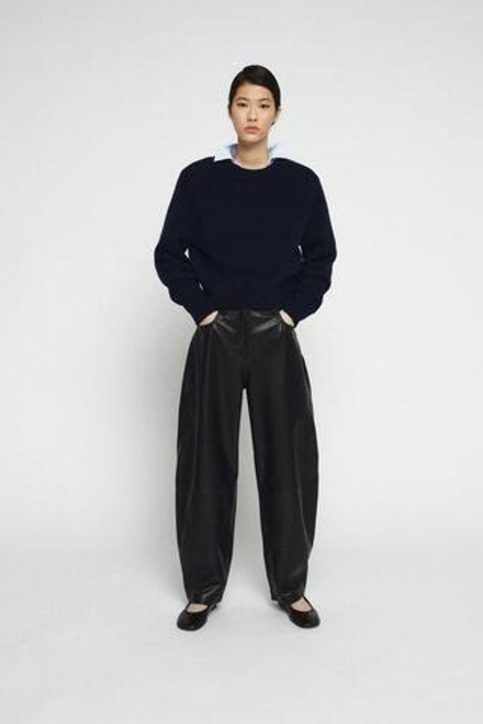 ZARA БРЮКИ-БАРРЕЛЬ ИЗ КОЖИ ZW COLLECTION LIMITED EDITION, ЧЕРНЫЙ