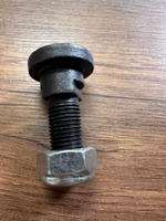 Болт крепления ножа ротора косилки КРН-2.1 с самоконтрящейся гайкой (КРН 03.614) М14Х1.5/2