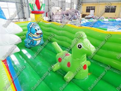 Надувной батут "Домик кота", 8*5*3 м