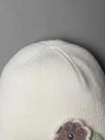 Шапка-чепчик для девочек на осень