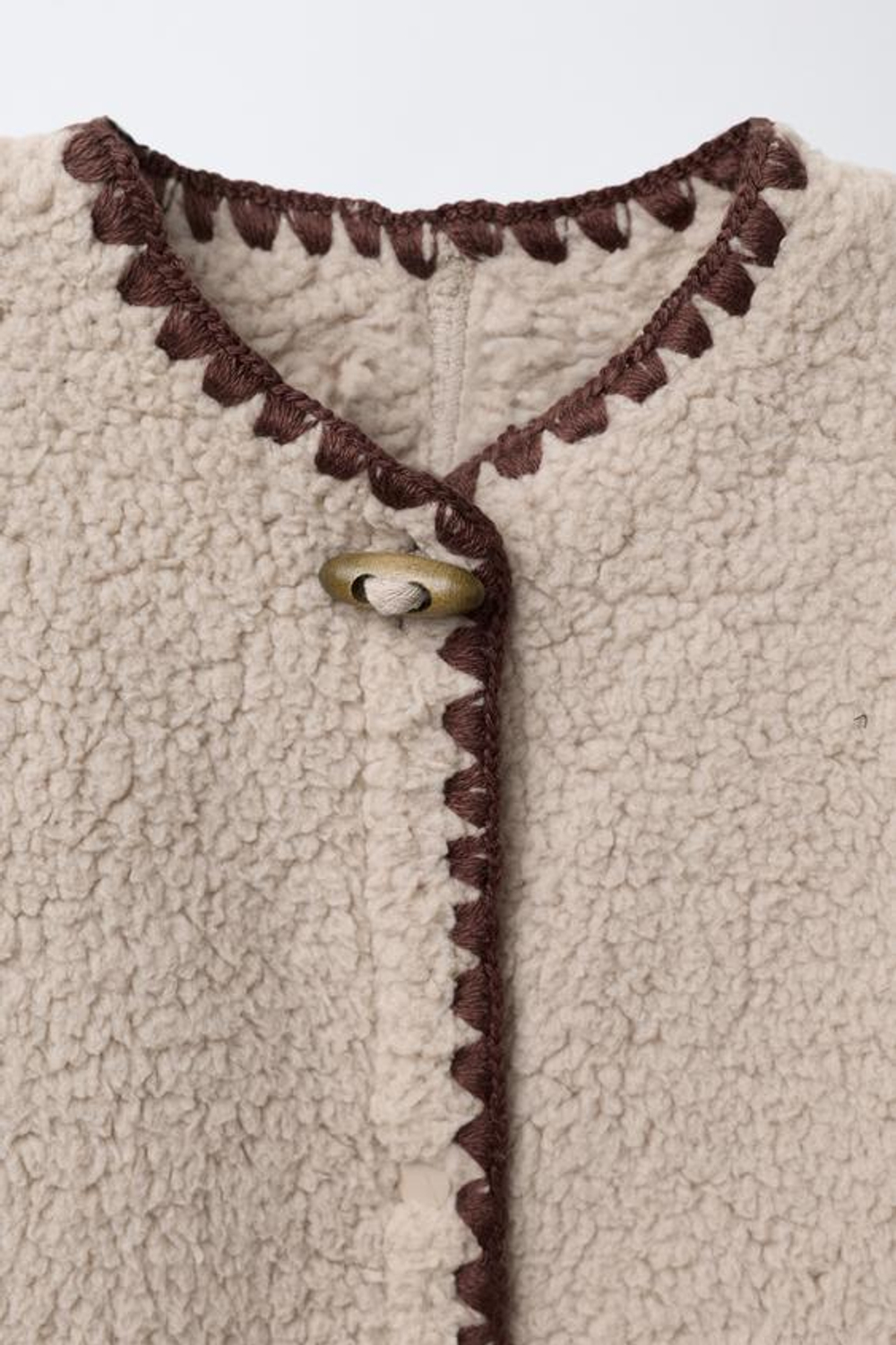 ZARA ФЛИСОВЫЙ КОМБИНЕЗОН С КОНТРАСТНОЙ ОТДЕЛКОЙ, БЕЖЕВЫЙ