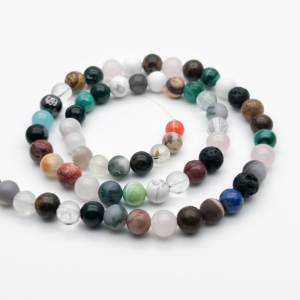 Натуральные камни микс бусины, диаметр около 5,6-6,7 мм, цена за нить 65 шт