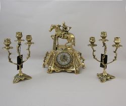 Bello De Bronze Часы Сепу, золото