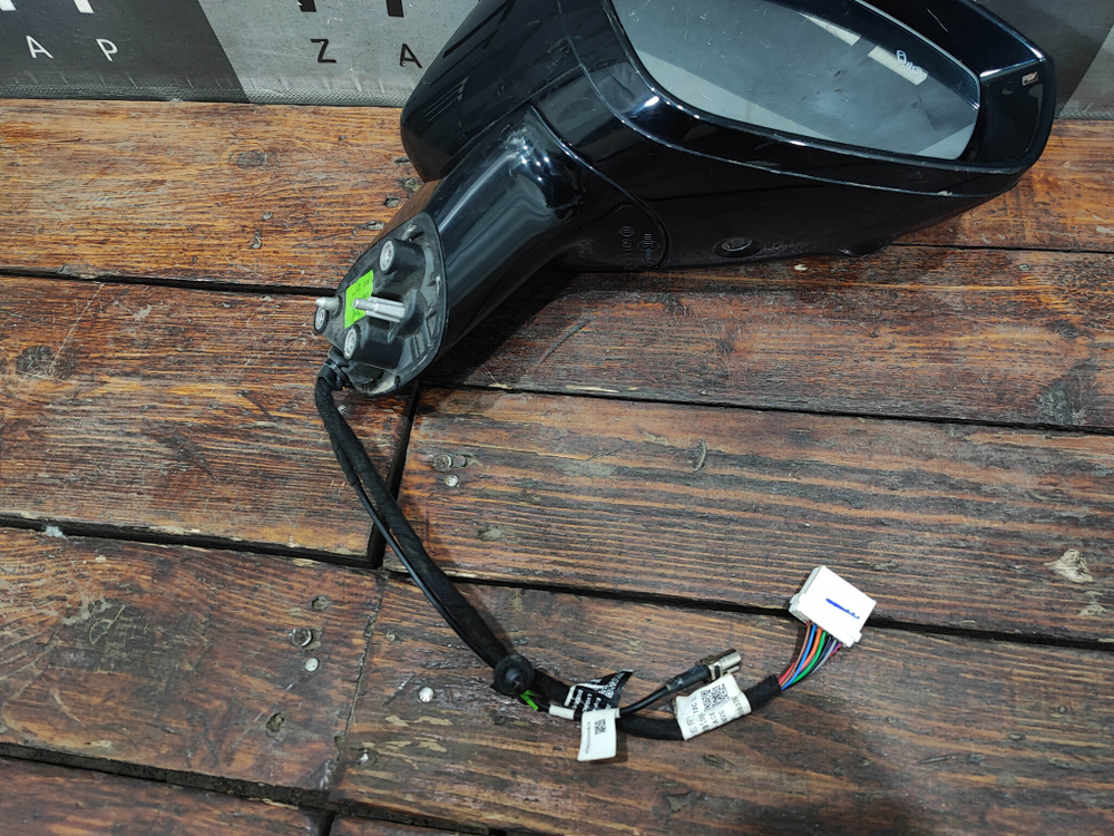 Зеркало правое 12 + 1 pin Omoda C5 22-нв Б/У Оригинал 601000431AAACE