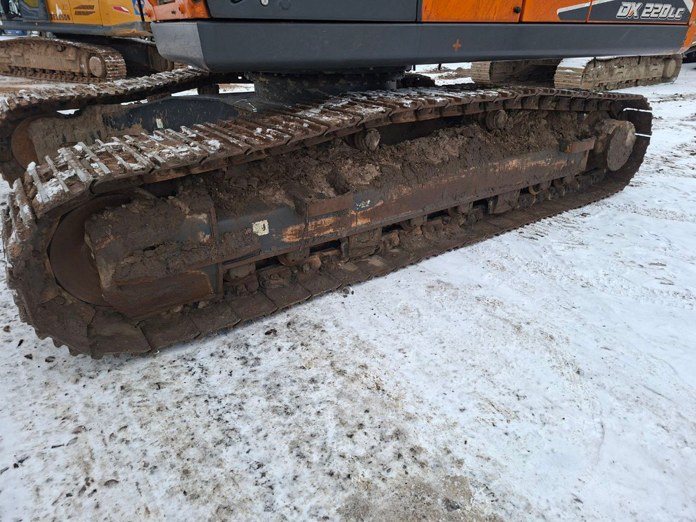 Doosan DX220 Экскаватор DX220LC-7M (Дизельный, 5,9 л, 156 л.с., АТ)