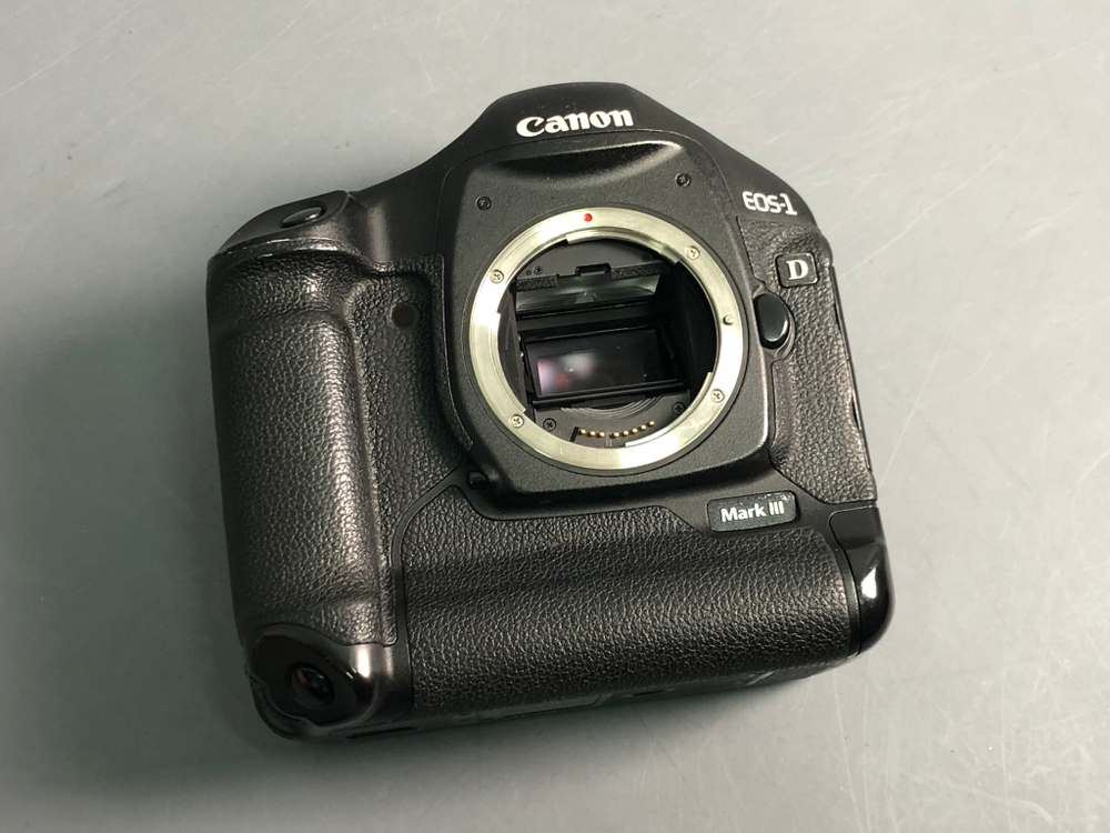 Canon EOS-1D Mark III