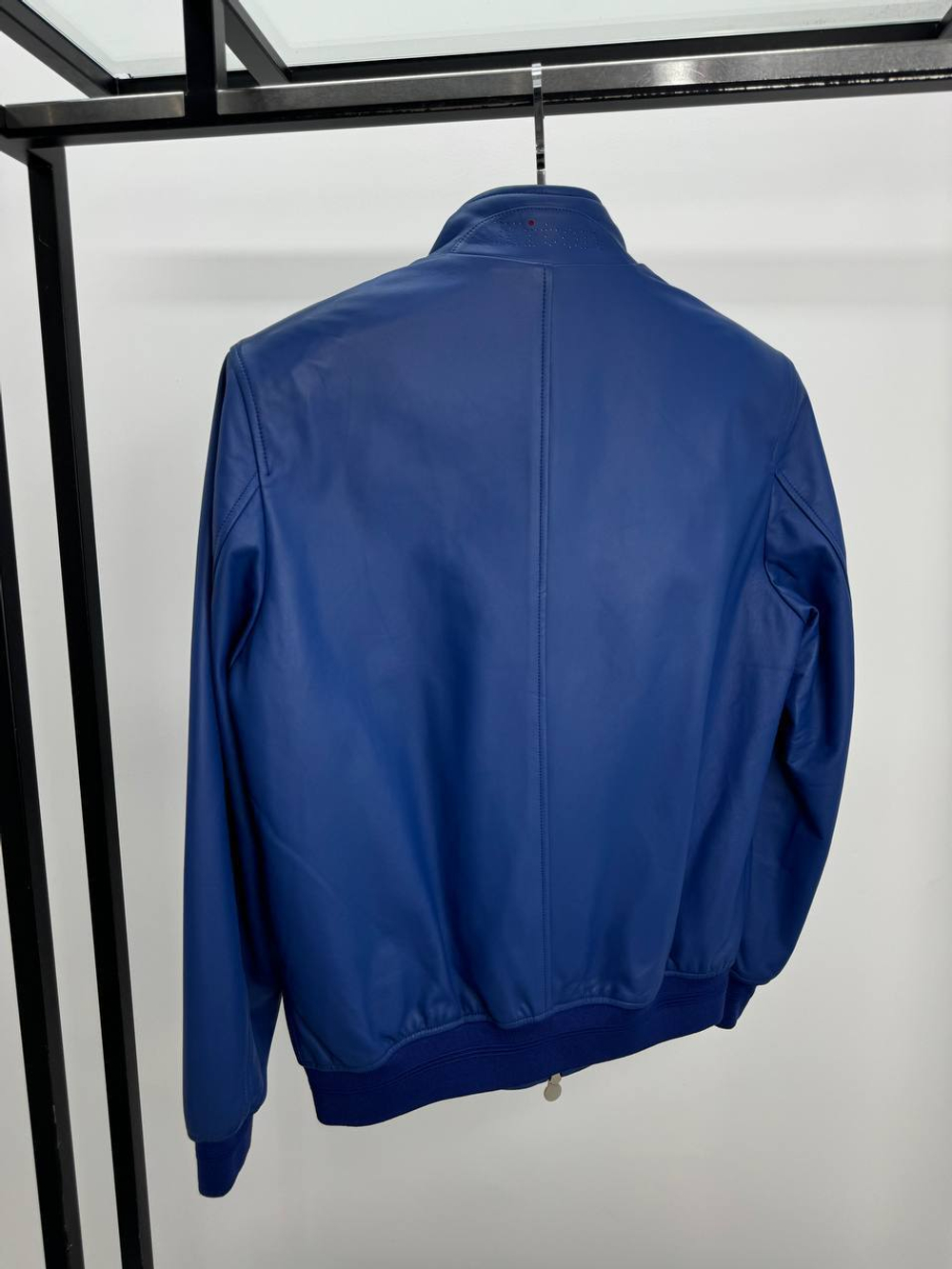 Кожаная куртка Kiton