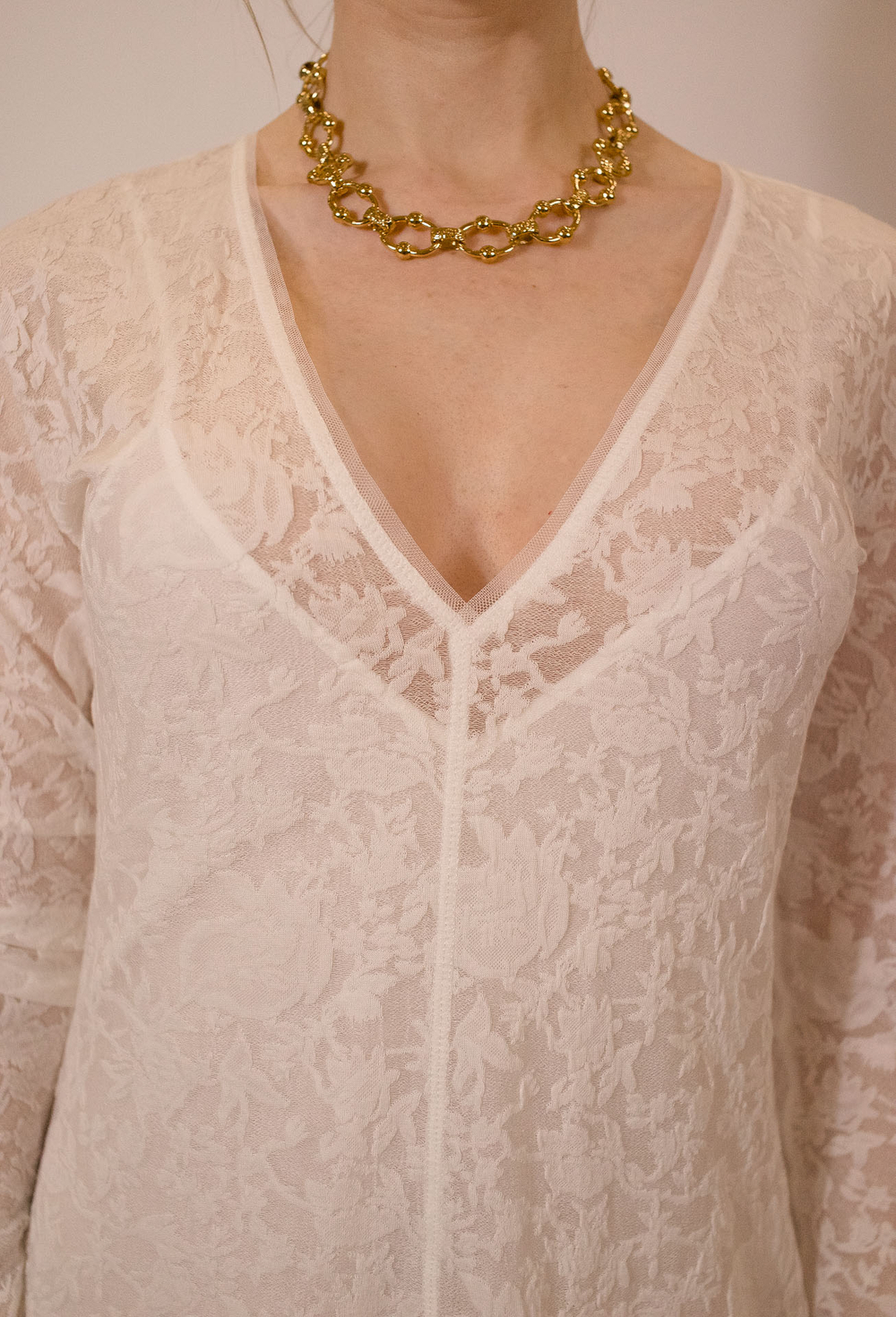 CD5C57B1-4B77-49D6-87D8-4E85C897635E