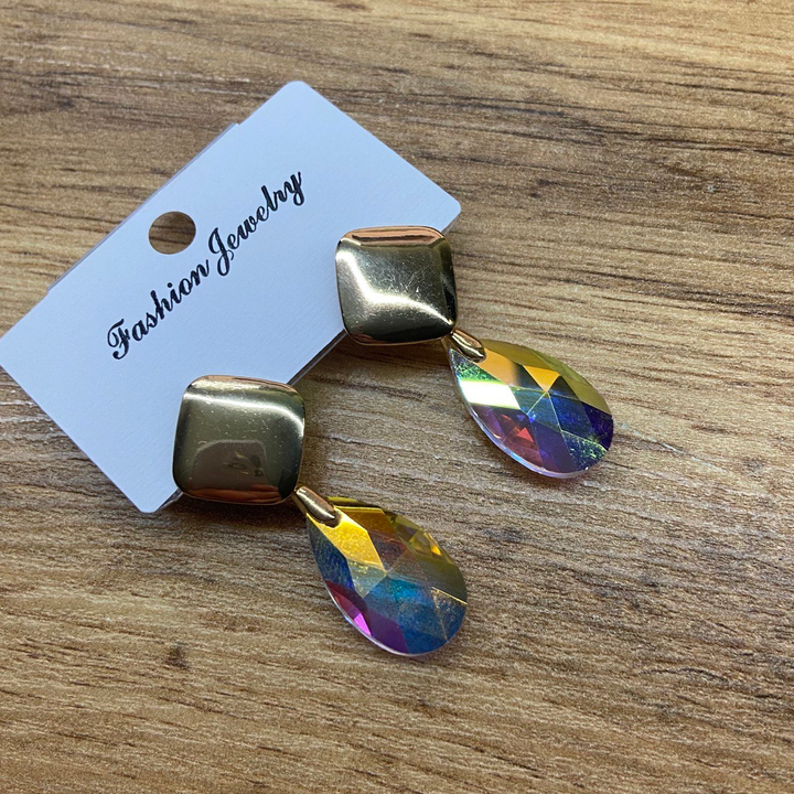 Серьги-гвоздики Сhameleon пластина квадрат подвеска капля граненая металл золотистый