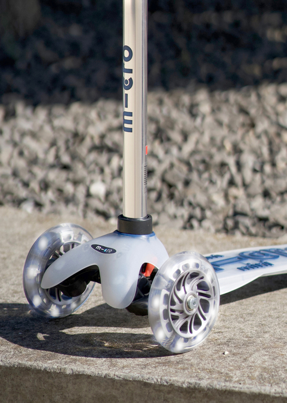 Самокат Mini Micro Deluxe Flux LED синий