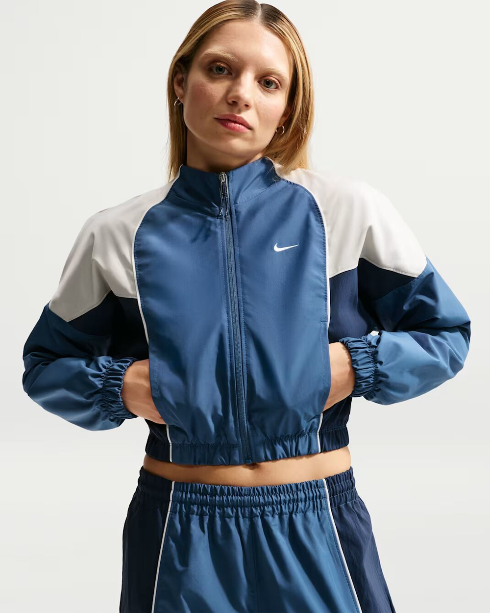 Nike Sportswear Женская тренировочная куртка укороченного кроя - NIKE