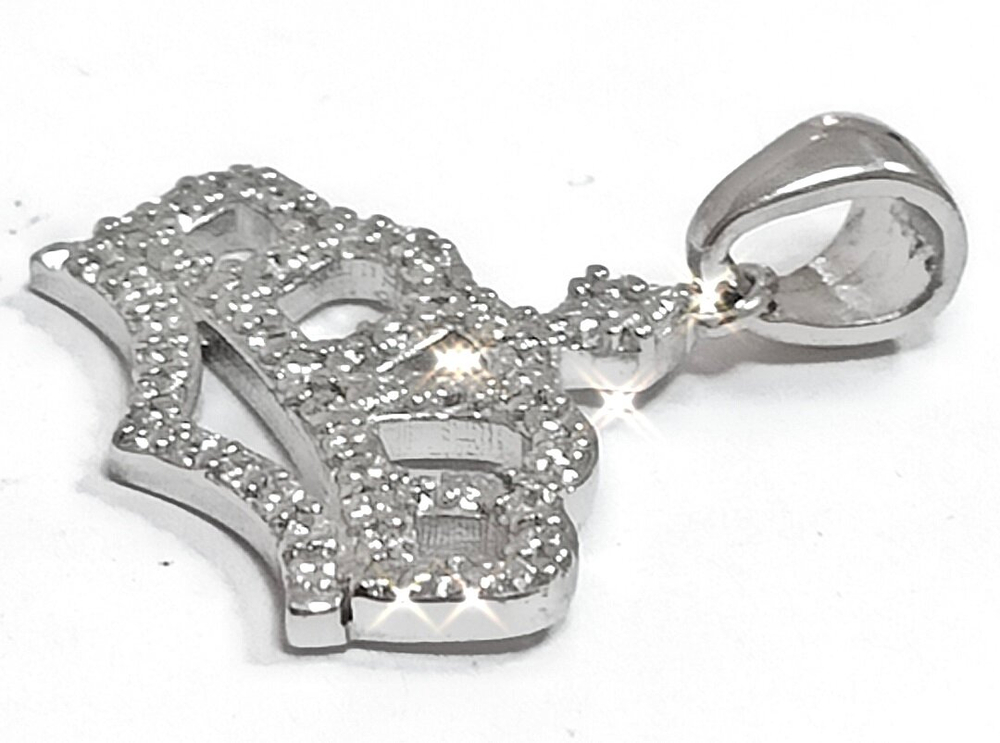 Ювелирная подвеска из серебра 925 пробы с фианитами