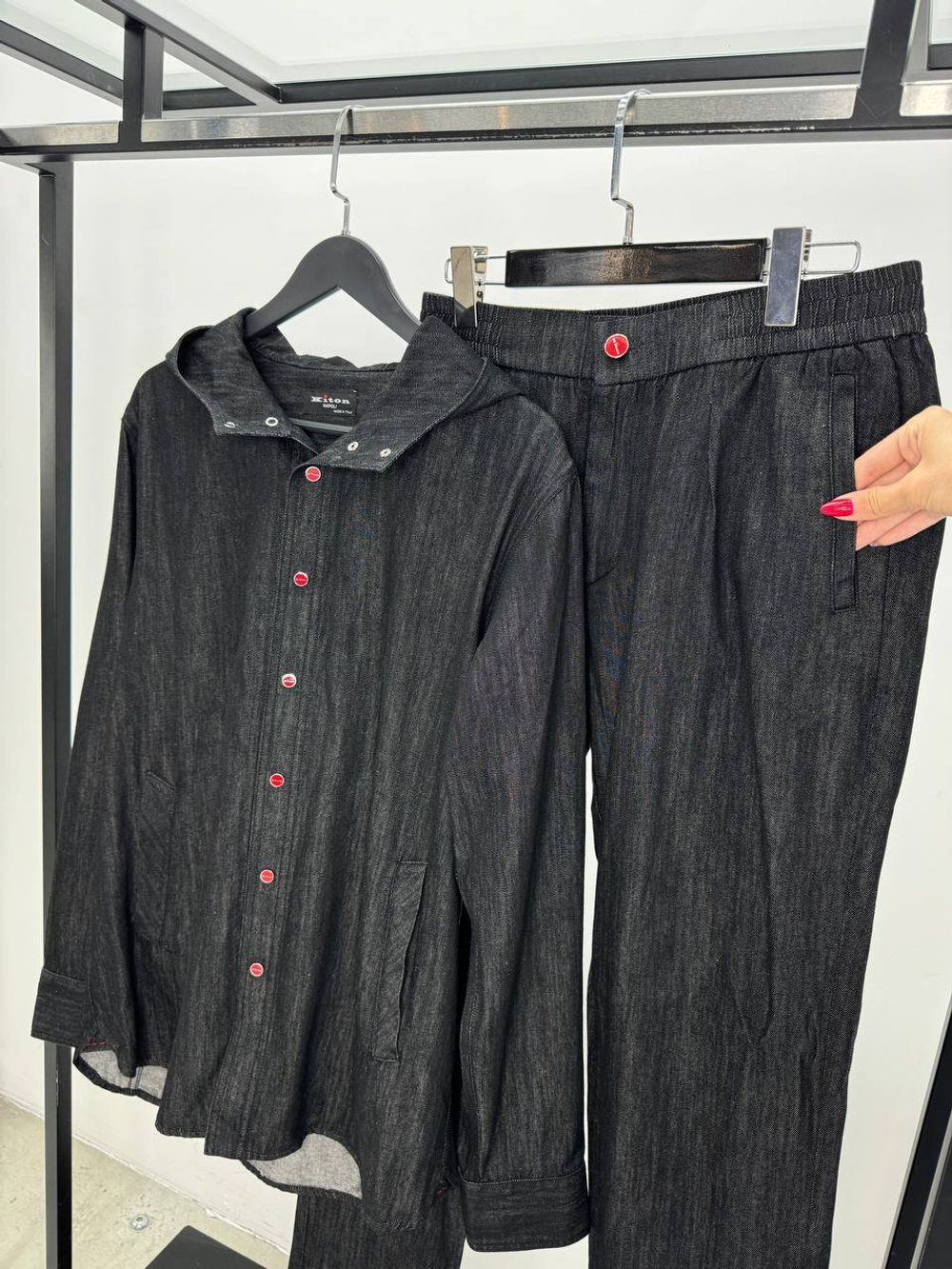 Джинсовый костюм Kiton