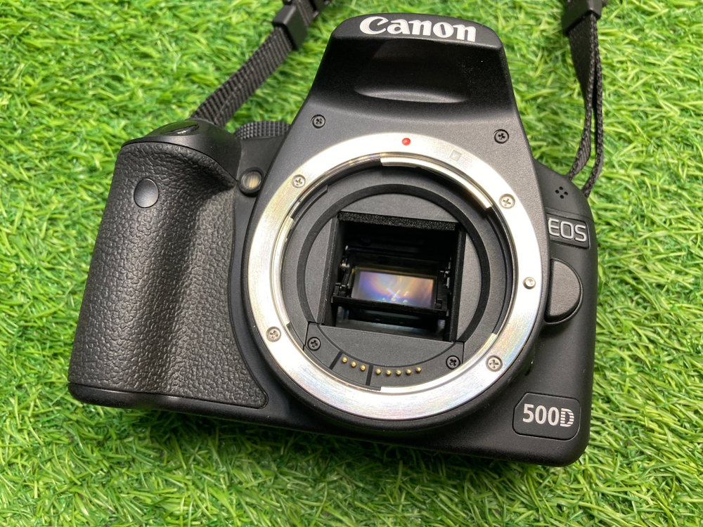 Canon 500D kit 18-55mm 3.5-5.6 IS 40 кадров
