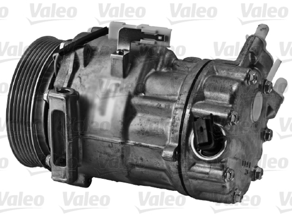 VALEO - 813162-VAL - Compressor, air conditioning - Povrat artikla narucenog iz Njemacke nije moguc.