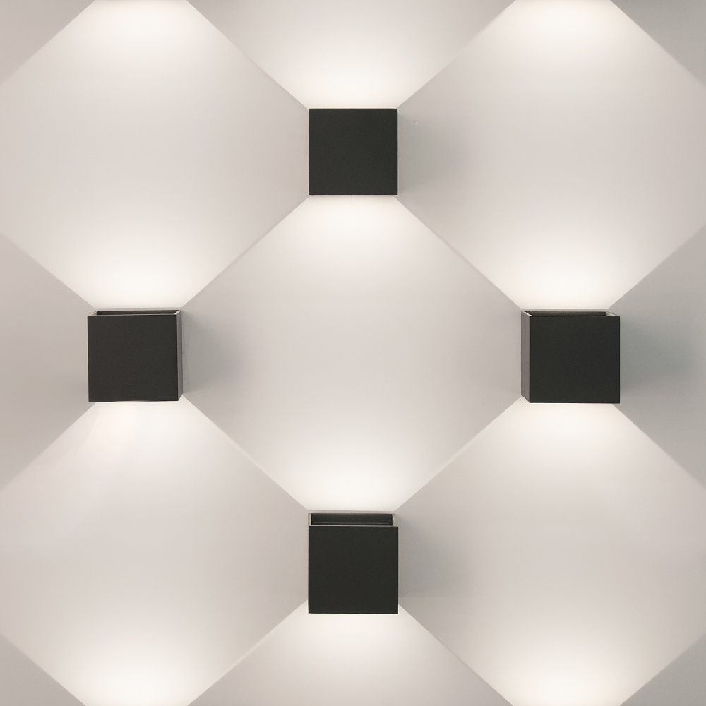 Уличный настенный светодиодный светильник Winner белый 1548 TECHNO LED