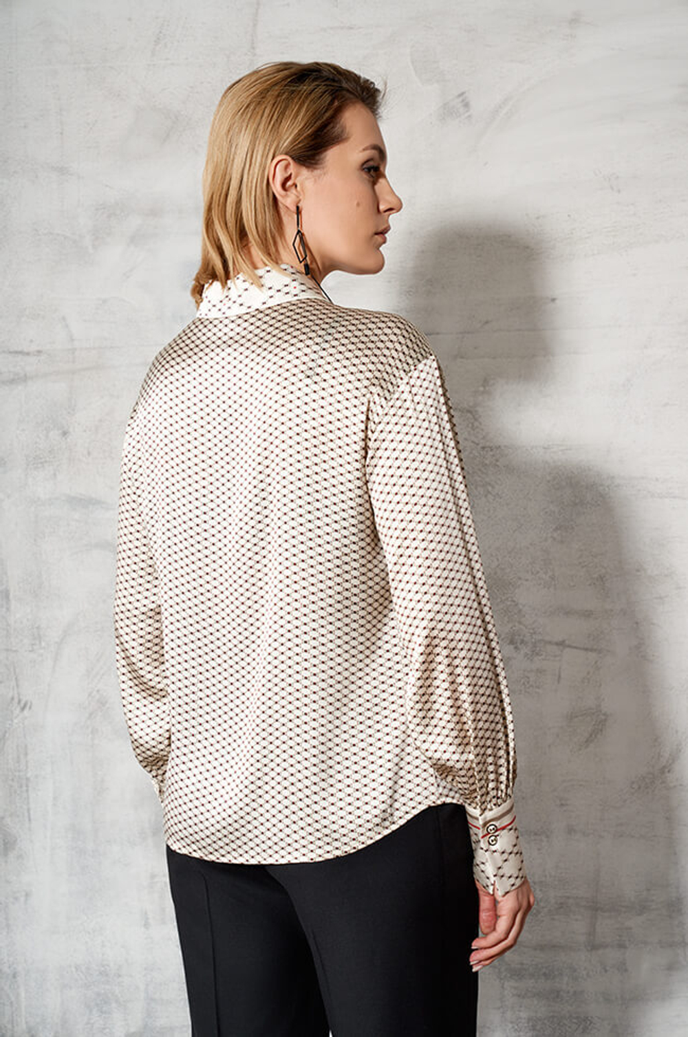 22481 Блузка женская (кремовый принт)