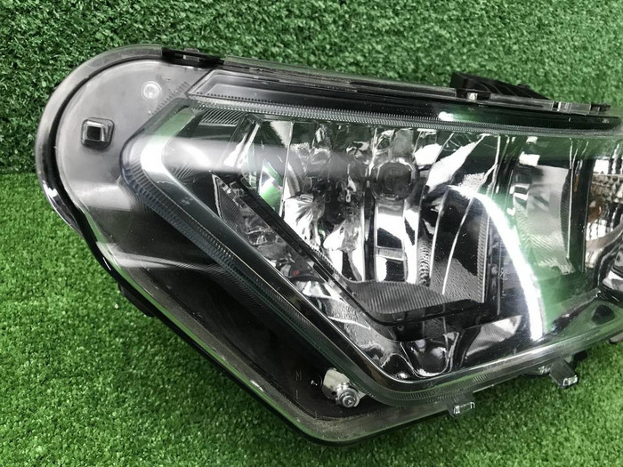 Фара левая Lada Niva Travel (2020-н.в.) галоген