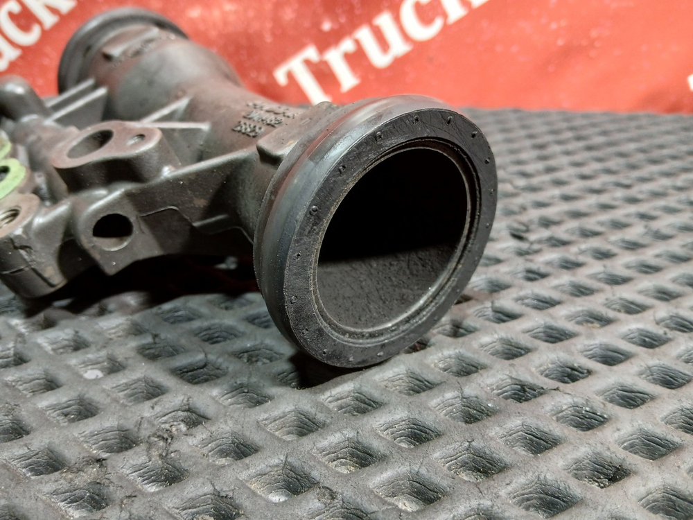 Патрубок клапана EGR 2018г.