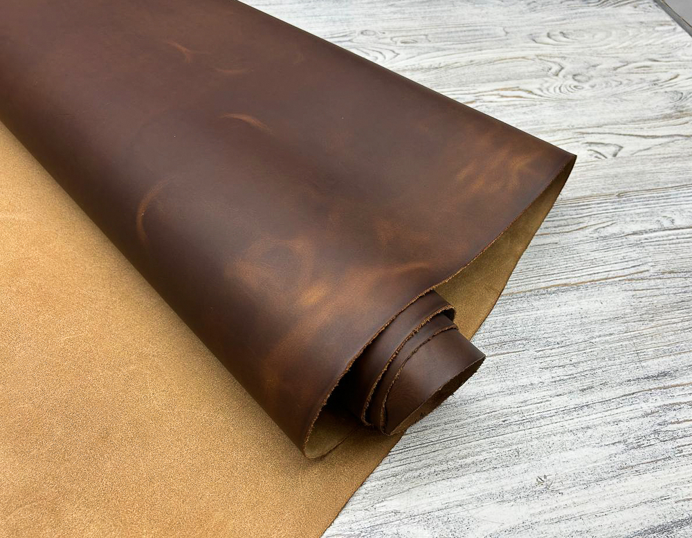 Etrusco Smooth Red Cedar (1,5-1,7 мм) цв. Коричневый, натуральная кожа