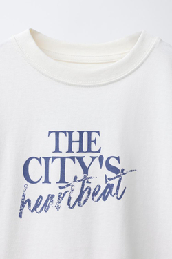 ZARA ФУТБОЛКА С ДВОЙНЫМИ РУКАВАМИ И КОНТРАСТНОЙ НАДПИСЬЮ, ЭКРЮ/СИНИЙ