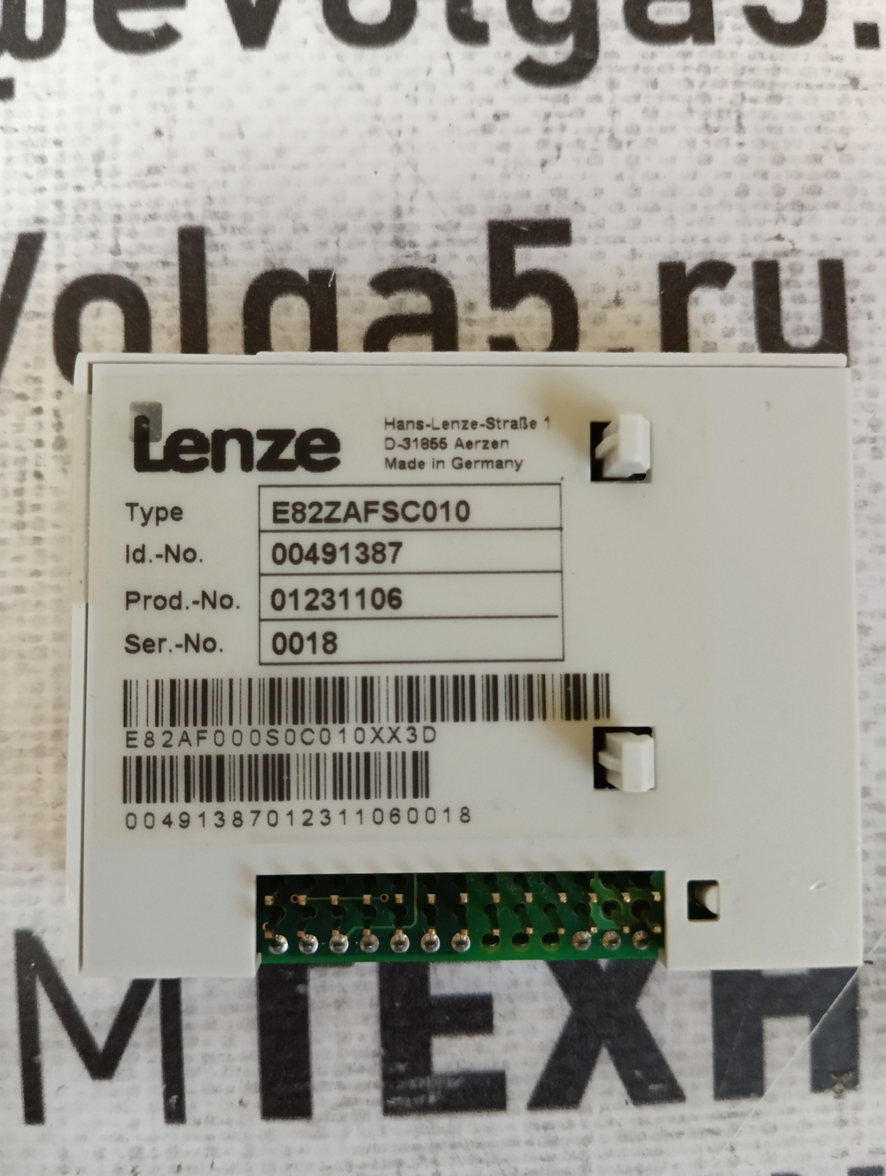 Lenze E82ZAFSC010 с хранения