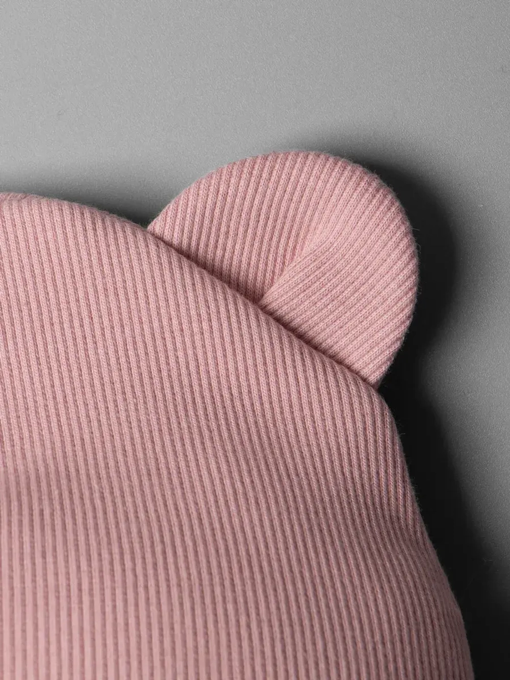 Шапка детская на осень с ушками