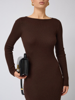 Платье вязаное с открытой спиной