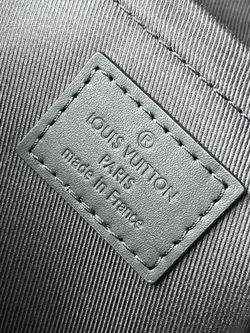 Louis Vuitton Steamer Messenger Bag