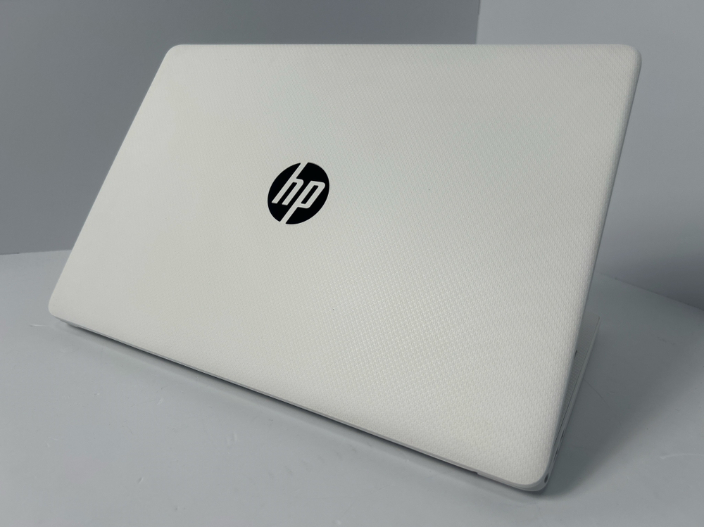 Ноутбук HP 15 15s-eq1276ur (2X0M8EA) 15.6"/AMD Athlon Gold 3150U/RAM 8 GB/SSD 256 GB/AMD Radeon Graphics/1920x1080/IPS/DOS/Подсветка кл-ры:нет/белый. Состояние: B2