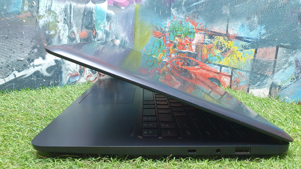 Ноутбук ASUS Celeron/2Gb