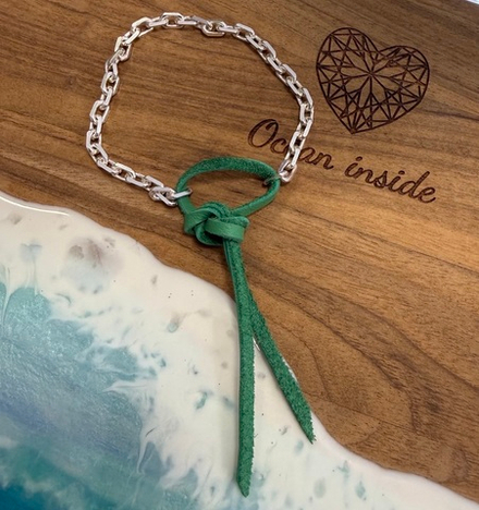 Кожаный браслет №1