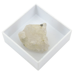 Висмут кольский на кварце асс.