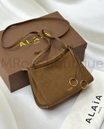 Женская сумка Alaia светло-коричневого цвета квадратная