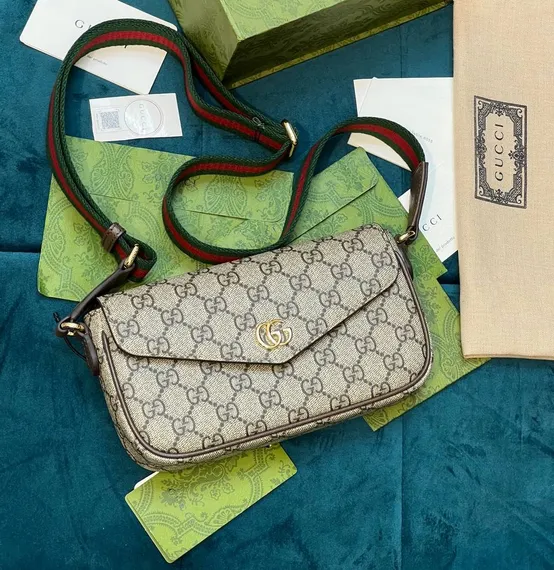 Сумка Gucci Ophidia GG Supreme