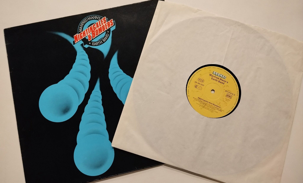 Винтажная виниловая пластинка LP Manfred Manns Earth Band Nightingales and Bombers (Germany 1977)